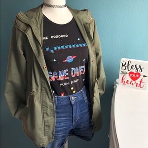 Divided “Game Over” Short Sleeve Crewneck Tee XS